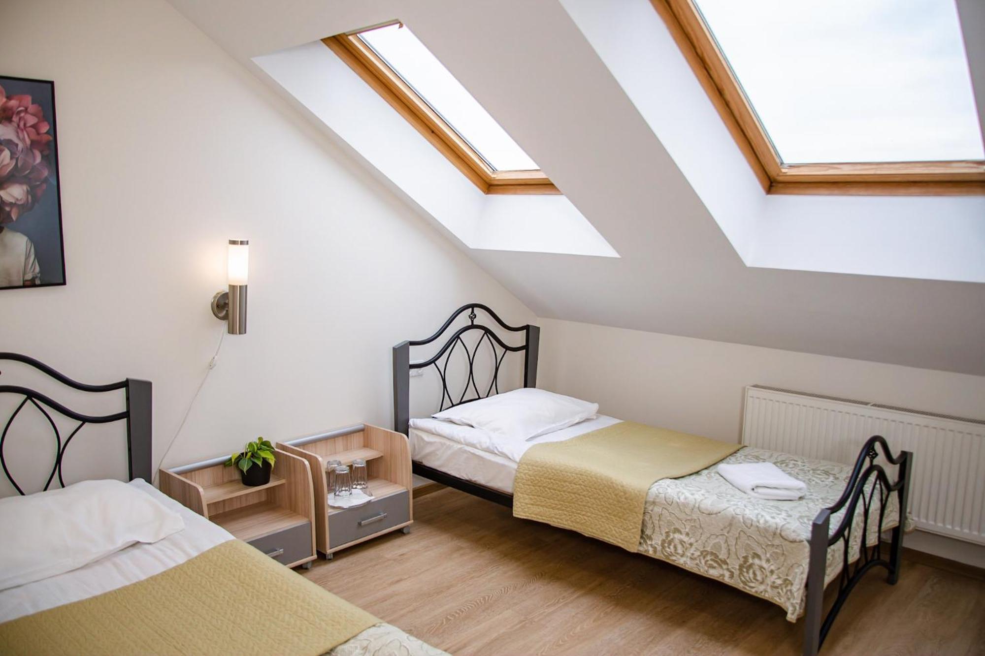 Hotel Pas Katina Panevezys Bagian luar foto
