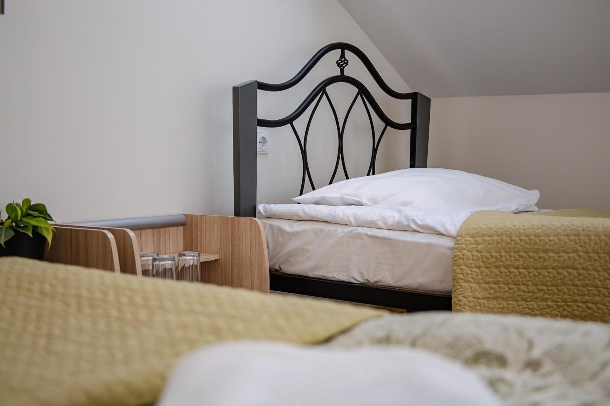 Hotel Pas Katina Panevezys Bagian luar foto
