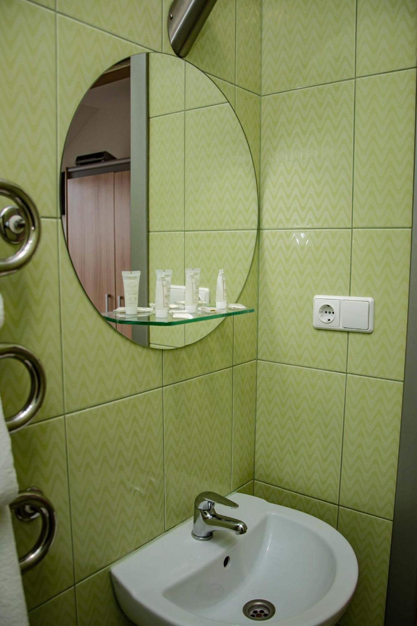Hotel Pas Katina Panevezys Bagian luar foto