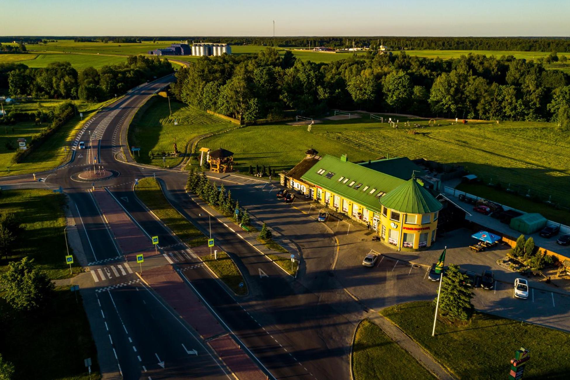 Hotel Pas Katina Panevezys Bagian luar foto