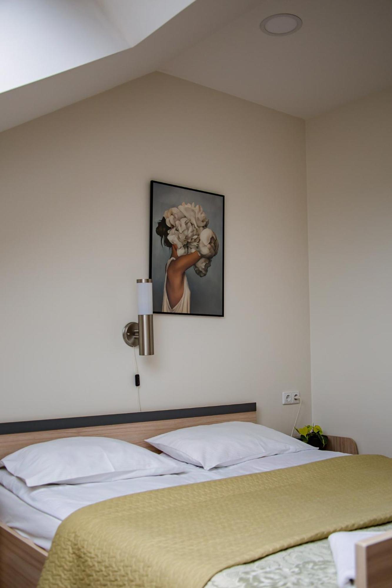 Hotel Pas Katina Panevezys Bagian luar foto
