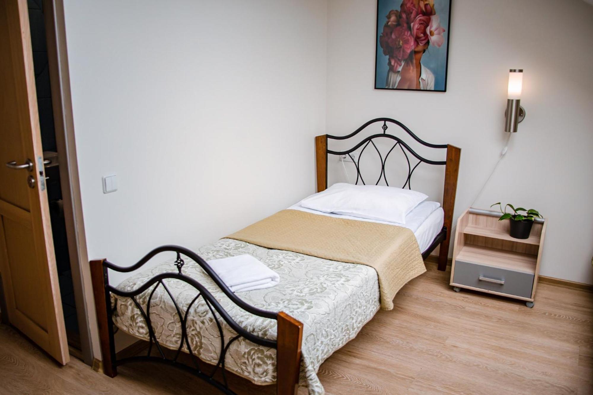 Hotel Pas Katina Panevezys Bagian luar foto