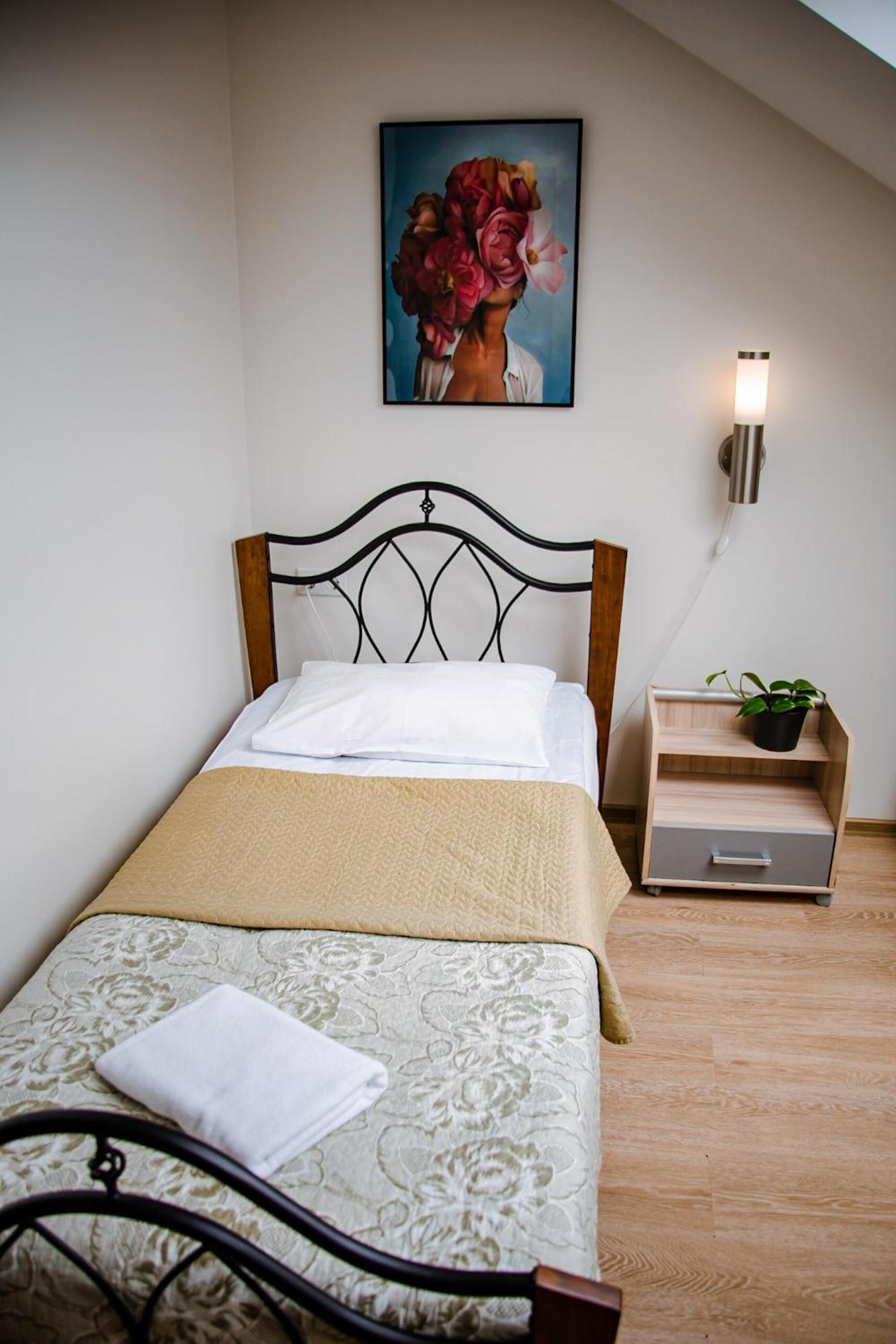 Hotel Pas Katina Panevezys Bagian luar foto