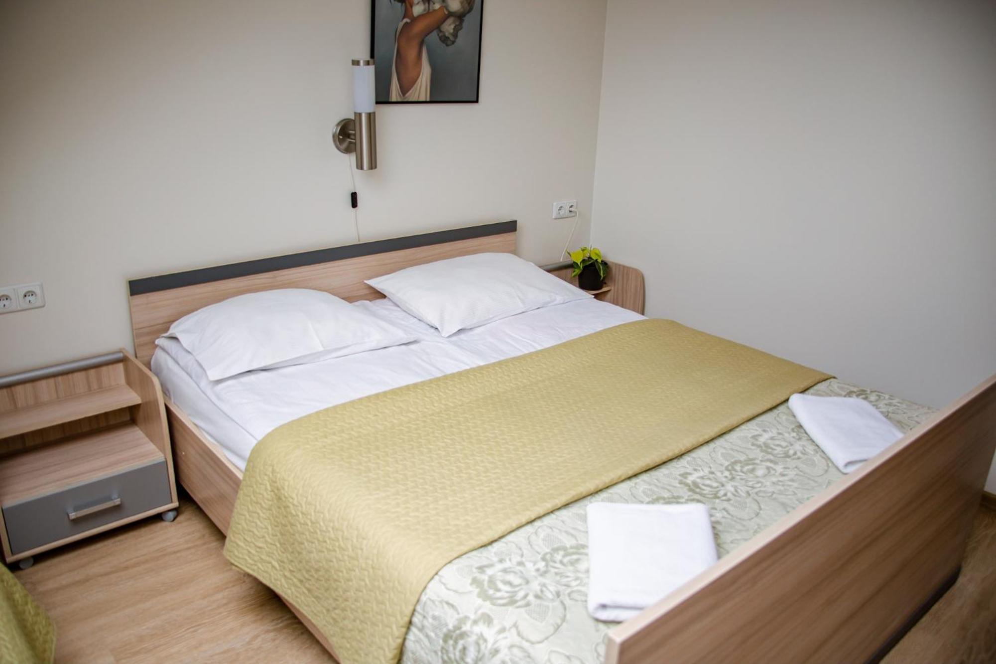 Hotel Pas Katina Panevezys Bagian luar foto